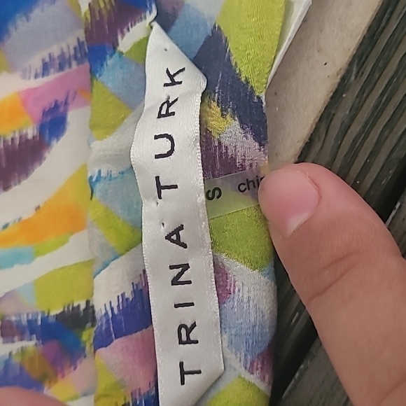 Tina Turk Adrienne Multicolor Silk Top Sleeveless Size Small - Picture 9 of 10